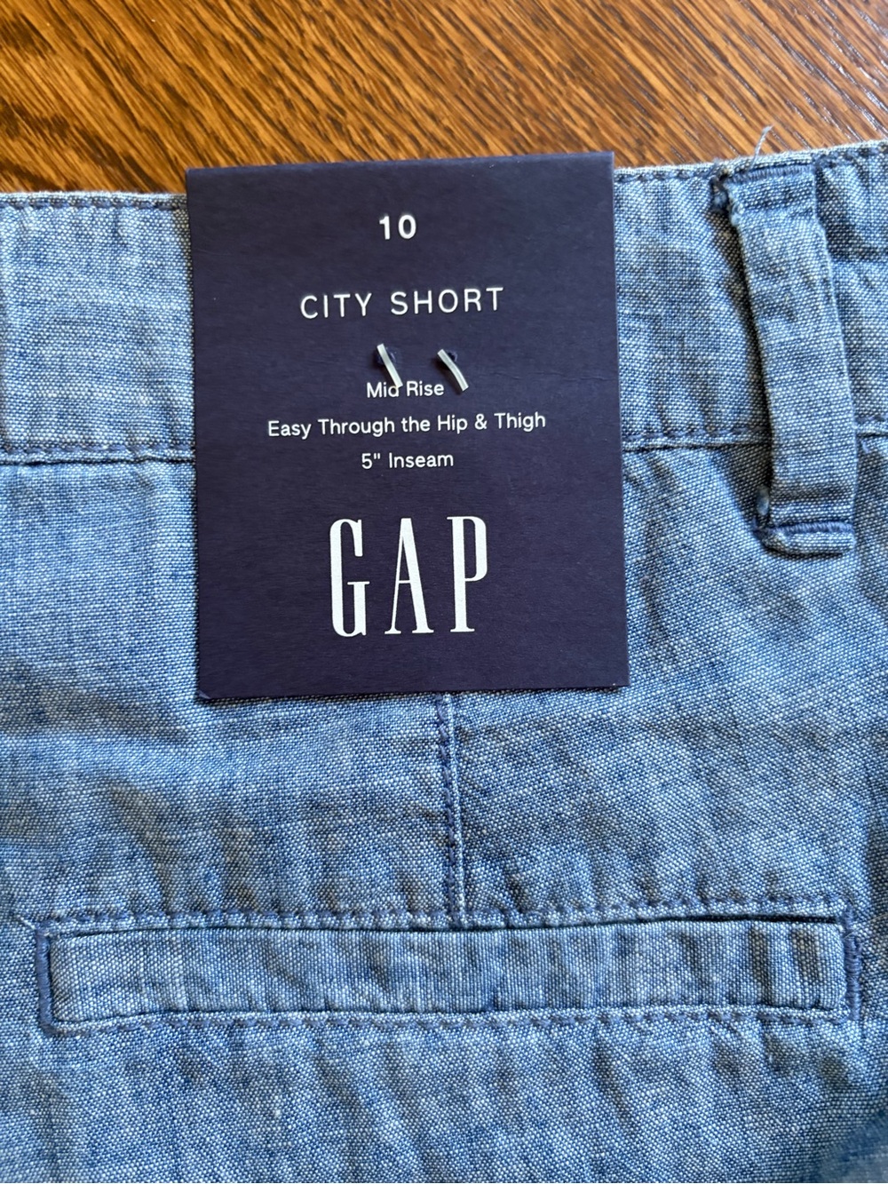 2 GAP Women’s Light Blue Chambray Flat-Front Shorts, 3” and 5” inseam, size 10 - Picture 6 of 10